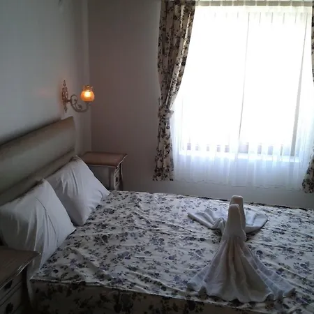 Rose Cafe Homestay