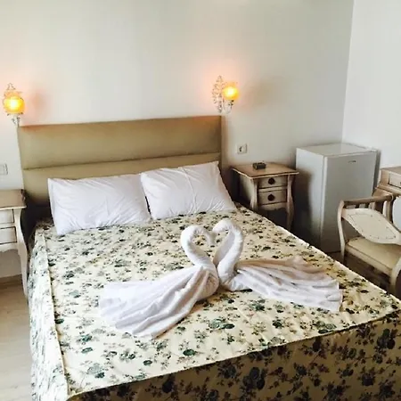 Rose Cafe Homestay *